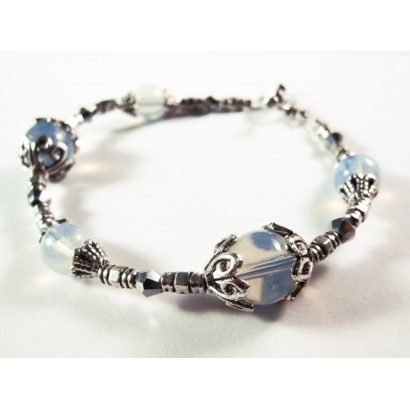Leisure-Beads - Armband mit Glas Opalperlen, geschliffenem Glas und Metallperlen - Schmuck Bastelset