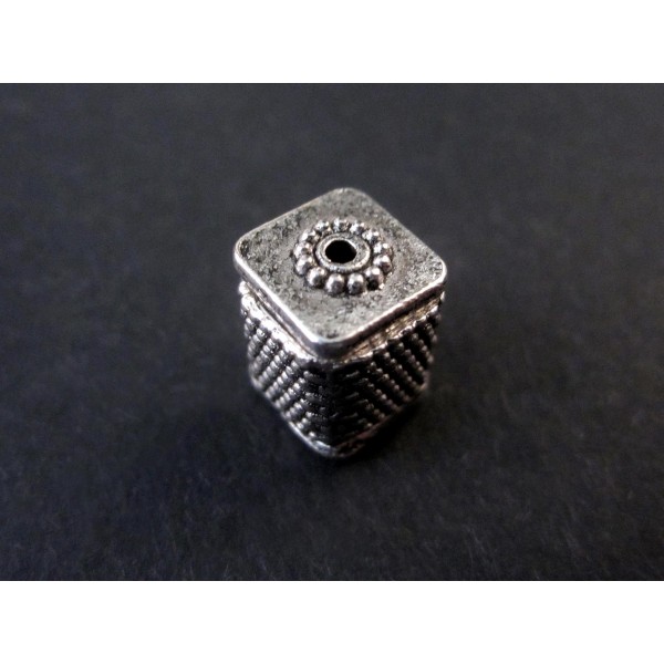 1x silberfarben 12.5x10mm Metallperle als Würfel / Quader Spacer - Schmuckzubehör Metallperle