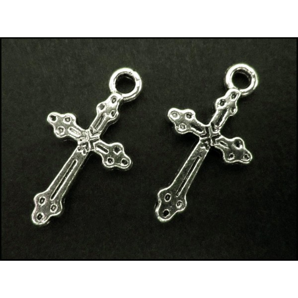 2x silberfarben Kreuz Anhänger 11x21mm Kruzifix Schmuckanhänger - Schmuckzubehör