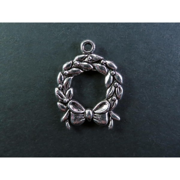 2x silberfarben Weihnachtskranz 25x19mm Schmuckanhänger - Schmuckzubehör Weihnachten - Leisure-Beads DIY