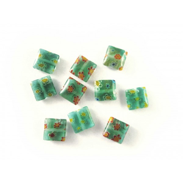 10x Grüne Millefiori Perlen quadratisch 8 x 8 mm