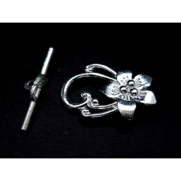 1x hellsilberfarben Knebelverschluss Lilie Jugendstil Blume 30x20mm Toggle - Schmuckzubehör - Leisure-Beads DIY
