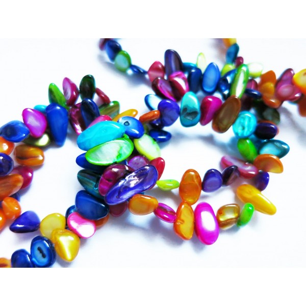 40 bunte Perlmuttperlen in unregelmäßiger Form 6x8mm bis 20x8mm - Perlmutt Schmuckzubehör - Leisure-Beads DIY