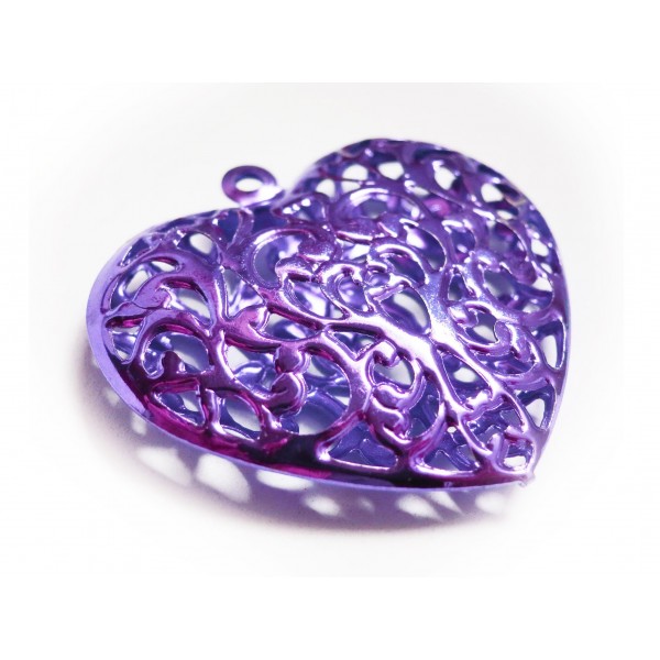 1x lila Herz Anhänger 40x38mm metallic violetter Schmuckanhänger - Schmuckzubehör