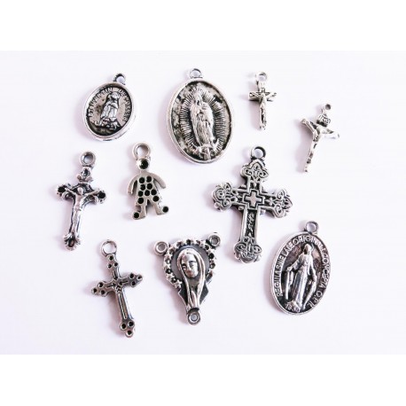 Leisure-Beads - 10 silberfarben Anhänger 15-25mm im Mix Schmuckanhänger mit Kreuzen - Schmuckzubehör