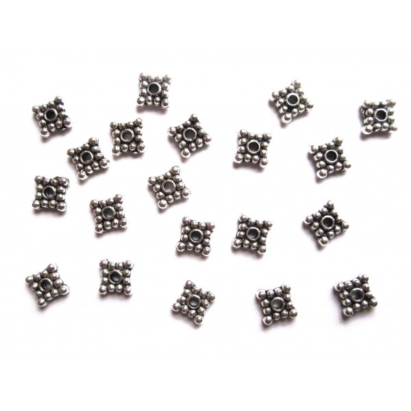 20x Metallperle Quadrat 6x6mm silberfarben Spacer - Schmuckzubehör Metallperle - Leisure-Beads DIY