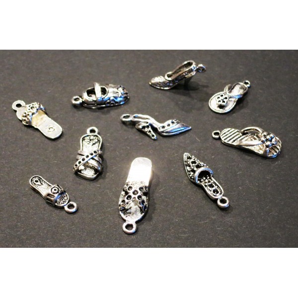 10 Schuh Anhänger im Mix 7-28mm silberfarbene Schmuckanhänger - Schmuckzubehör - Leisure-Beads DIY