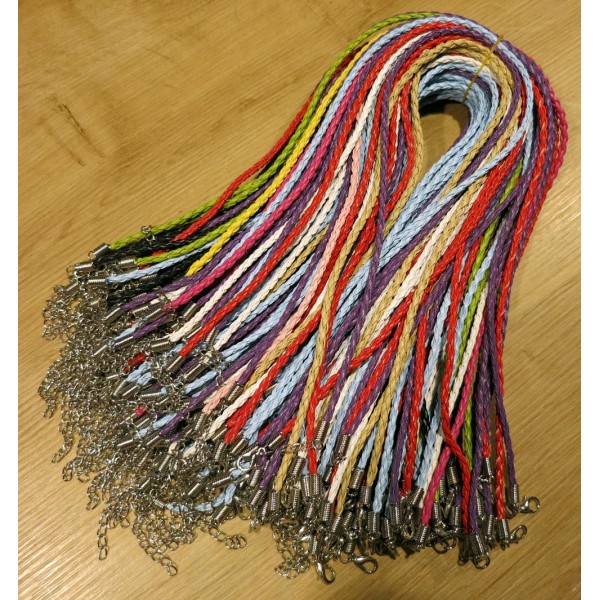 100 bunte Lederkordeln 3mm mit Verschluss und Verlängerungskette - Schmuckzubehör Lederband - Leisure-Beads DIY