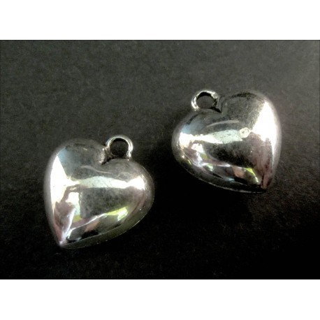 Leisure-Beads - 2x silberfarben Herz Anhänger 20x18x10mm plattiertes Acryl Schmuckanhänger - Schmuckzubehör