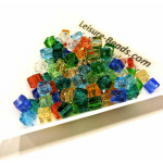 100x bunte 4x4mm Glas Würfelperlen mit geschliffener Kante bunter Perlenmix - Schmuckzubehör