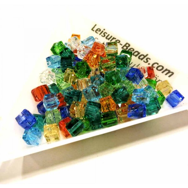 100x bunte 4x4mm Glas Würfelperlen mit geschliffener Kante bunter Perlenmix - Schmuckzubehör - Leisure-Beads DIY
