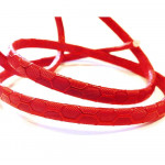1m rotes PU-Lederband 5x2,5mm mit Wabenmuster - Schmuckzubehör Lederband