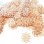 100x rosegoldfarbener Anhänger 14mm filigran - Schmuckzubehör