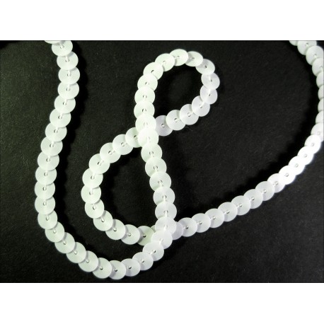 Leisure-Beads - 1m weisses Paillettenband 6mm Breite - Bastelbedarf