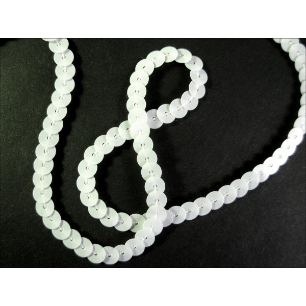 1m weisses Paillettenband 6mm Breite - Bastelbedarf