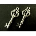 2x silberfarben Schlüssel 27x9mm Schmuckanhänger - Schmuckzubehör