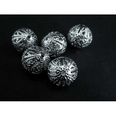 Leisure-Beads - 5x filigrane Metallperlen 10mm silberfarben Kugel Spacer - Schmuckzubehör