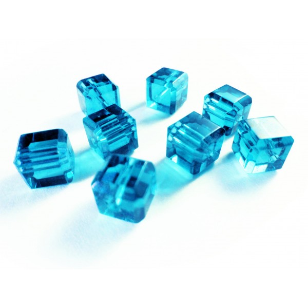 4x Türkis 10x10mm Glas Würfel Perlen mit geschliffener Kante - Glasschmuck Schmuckzubehör - Leisure-Beads DIY