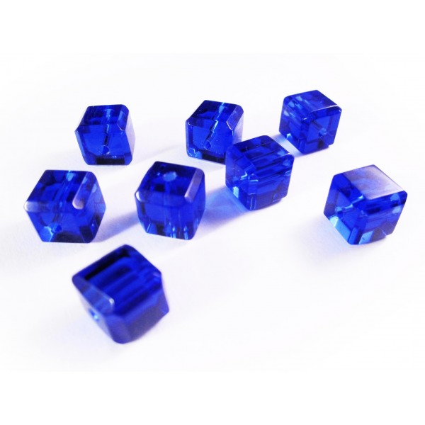 4x Kobaltblaue 10x10mm Glas Würfel Perlen mit geschliffener Kante - Glasschmuck Schmuckzubehör - Leisure-Beads DIY