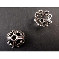 Leisure-Beads - 2x Perlenkappen 11x11x5mm silberfarbene filigrane Perlen Kappen - Schmuckzubehör Perlenkappe